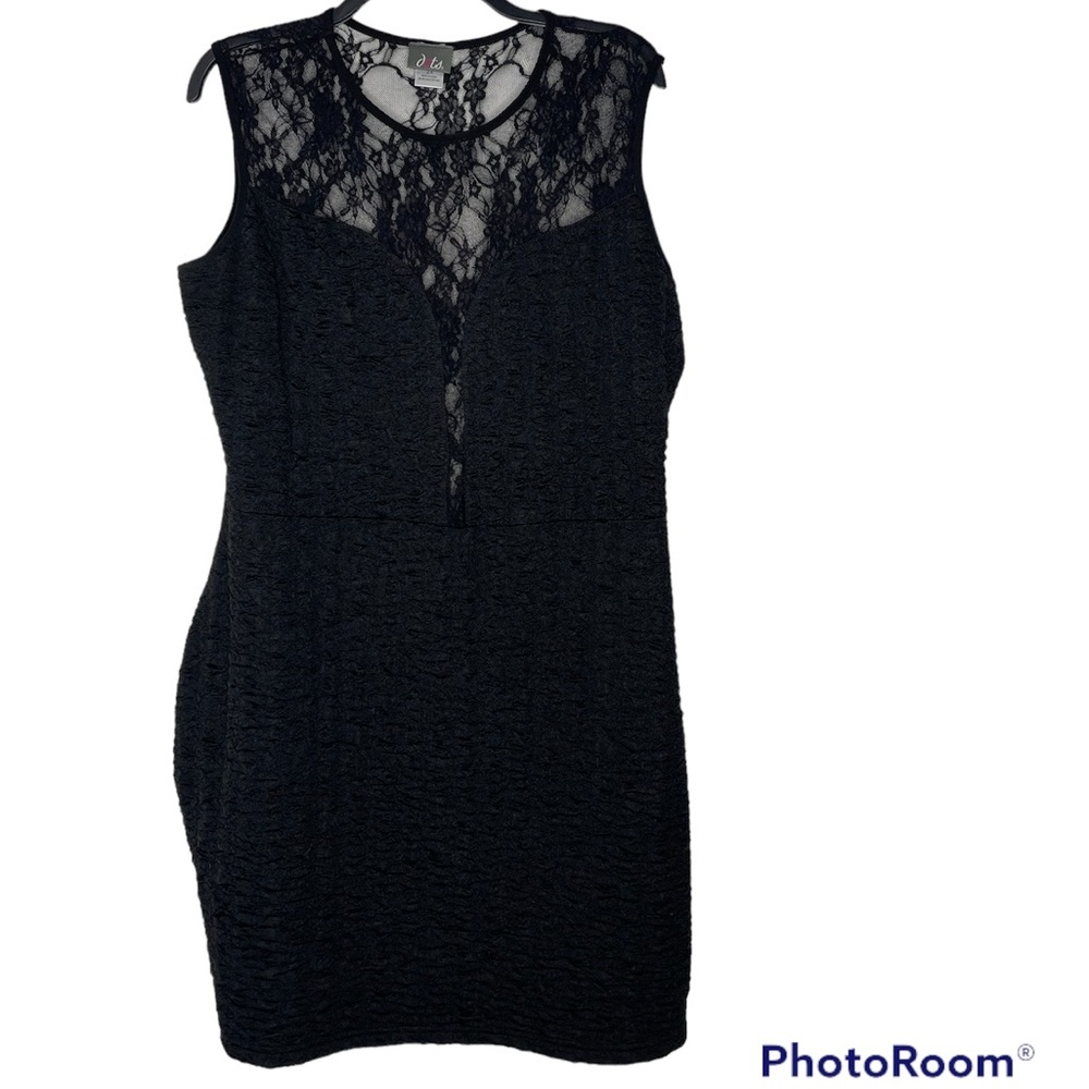 Dots Black Dress With Lace In Front And Back